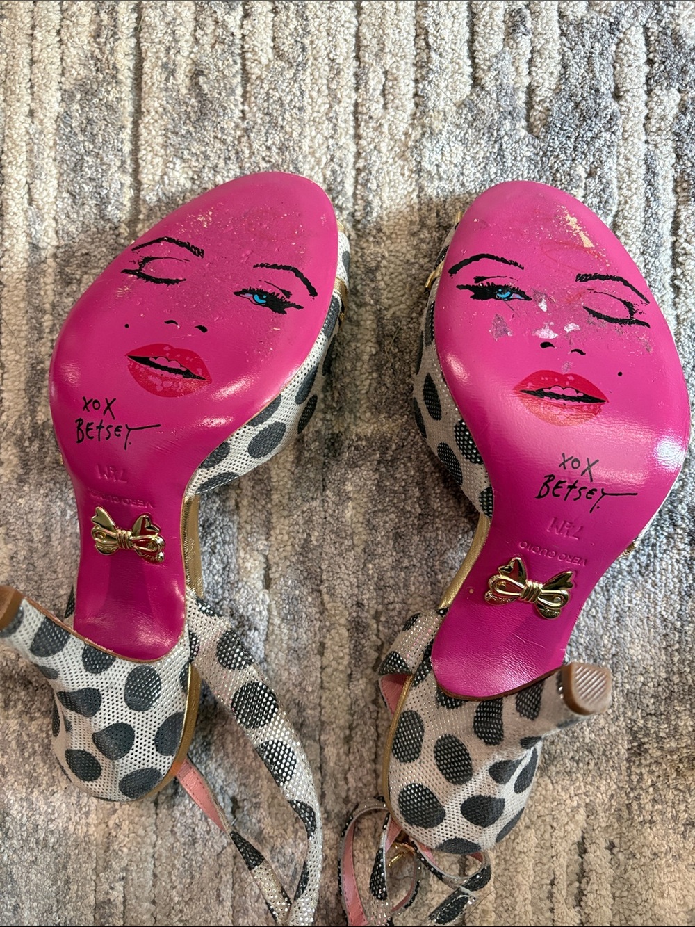Betsey Johnson Black & Pink Polka Dot Ruffle Ankle-Strap Heels Pin Up girl - Picture 4 of 8